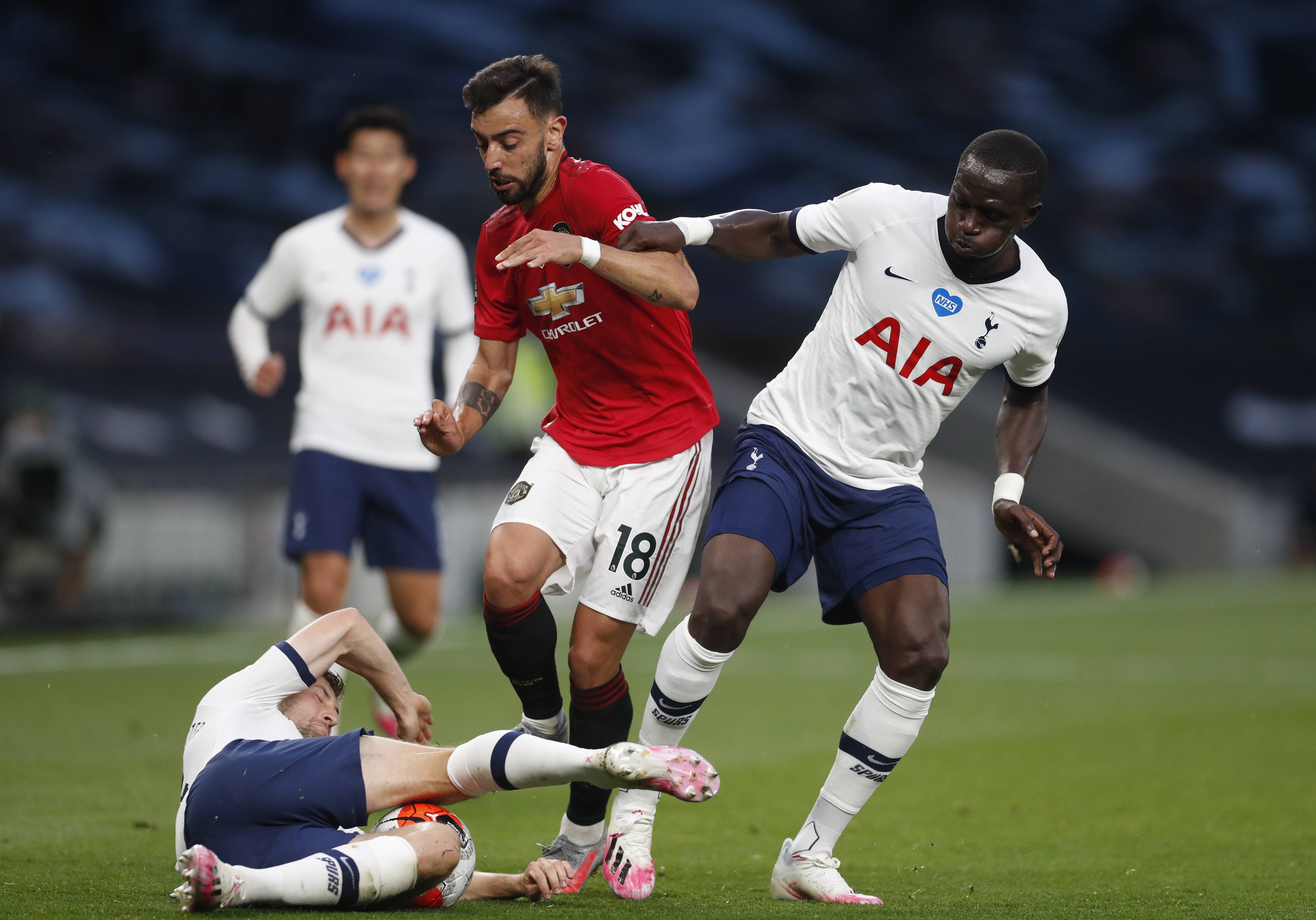 拦截与中场 拦截与中场