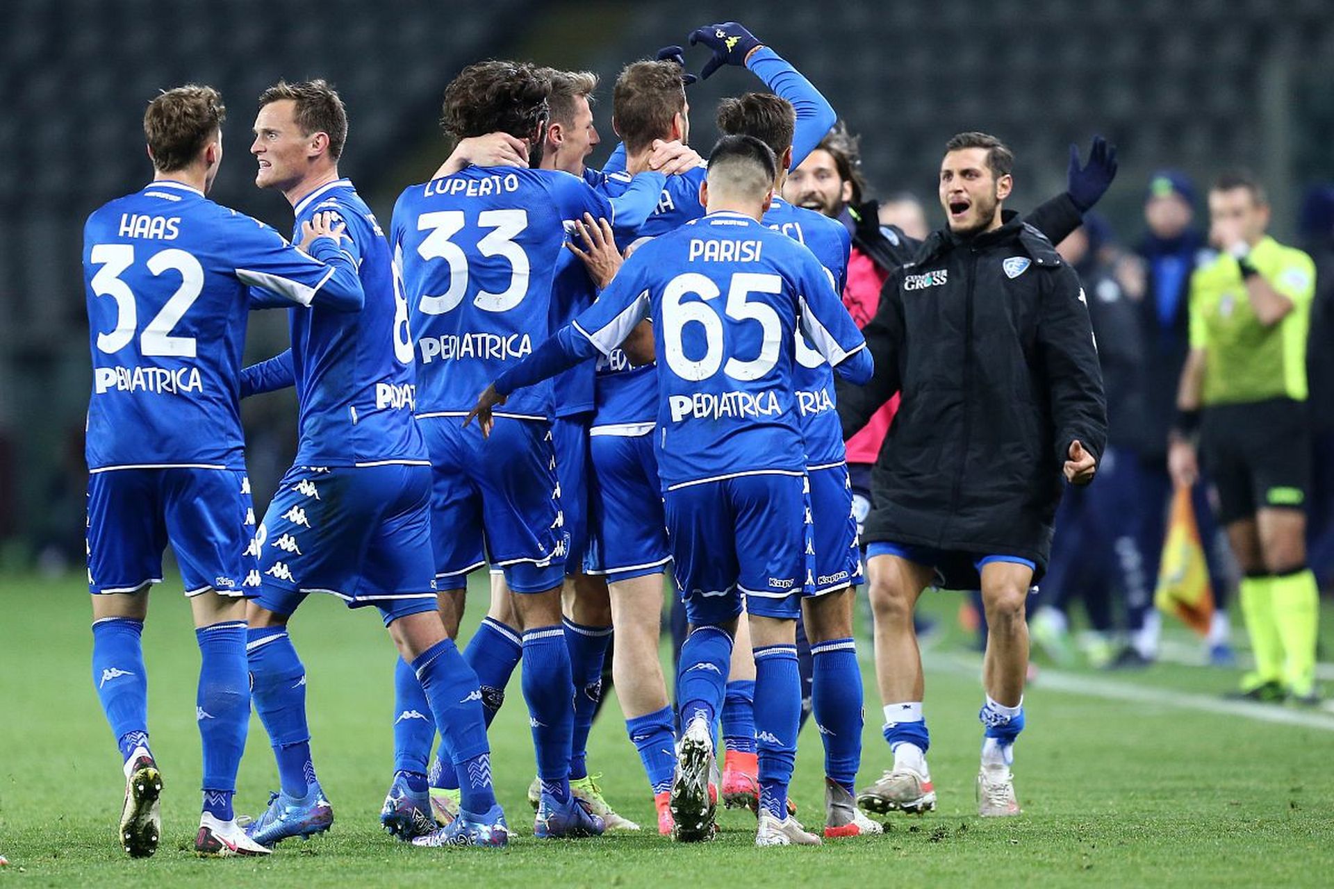 鋼鐵玫瑰 鋼鐵玫瑰